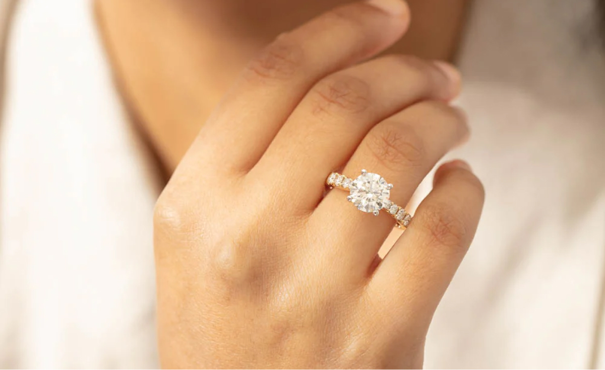 Walker & Hall: Diamond Rings & Jewellery